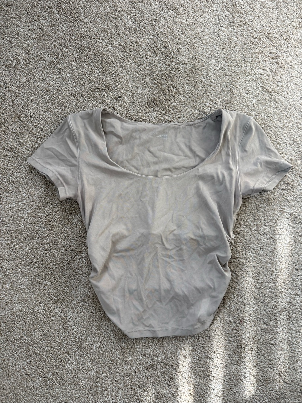 Aerie Offline Stretch Ruched Seamless Bra Free Tee Shirt Taupe Gray Size Small